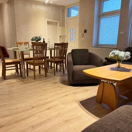 Scenic House In Apartment